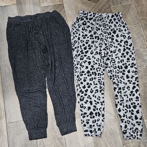 Set Of 2 Black and Leopard Print Lounge Pants - Sz Large